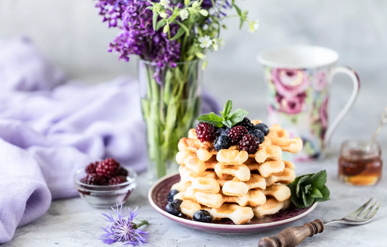 Photo wallpaper bouquet, blueberries, vase, waffles, BlackBerry, Karina Klachuk