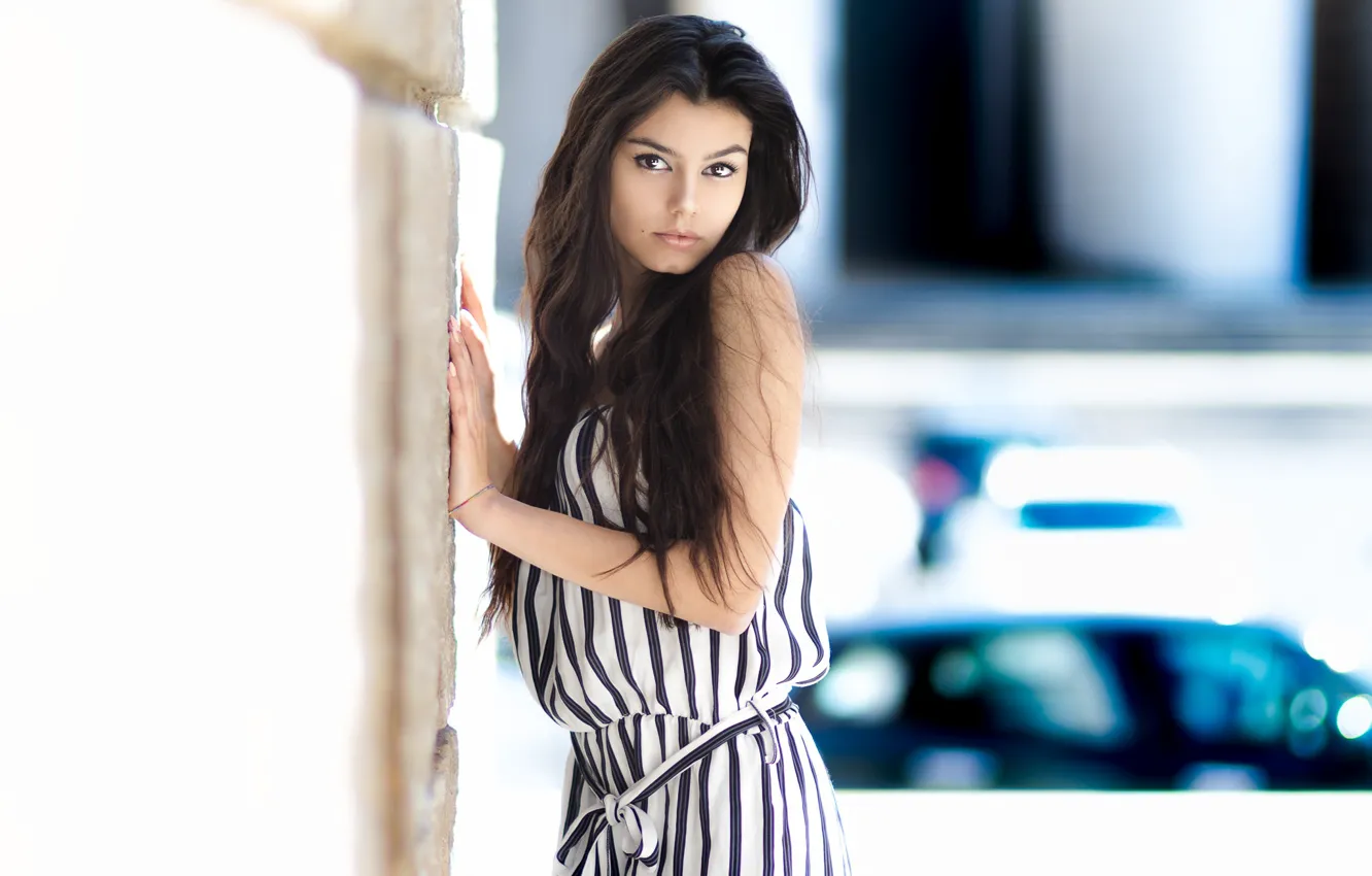 Photo wallpaper look, wall, brunette, Nicole Waxing