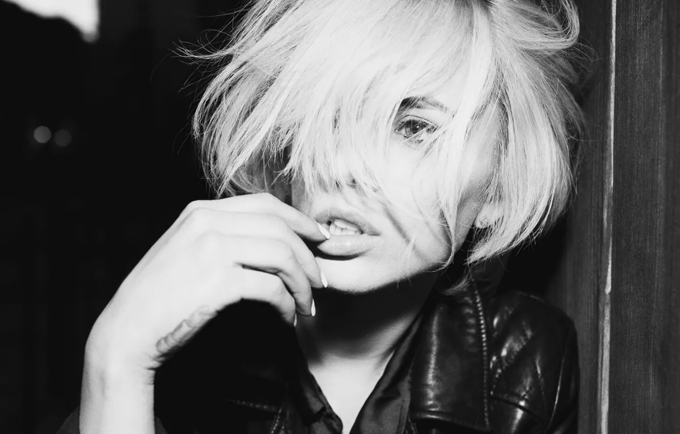 Photo wallpaper hands, tattoo, blonde, lips, Alysha Nett