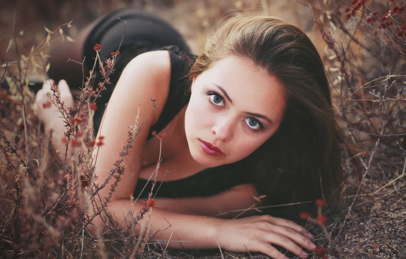 Photo wallpaper look, girl, pose, brunette, lies, looks