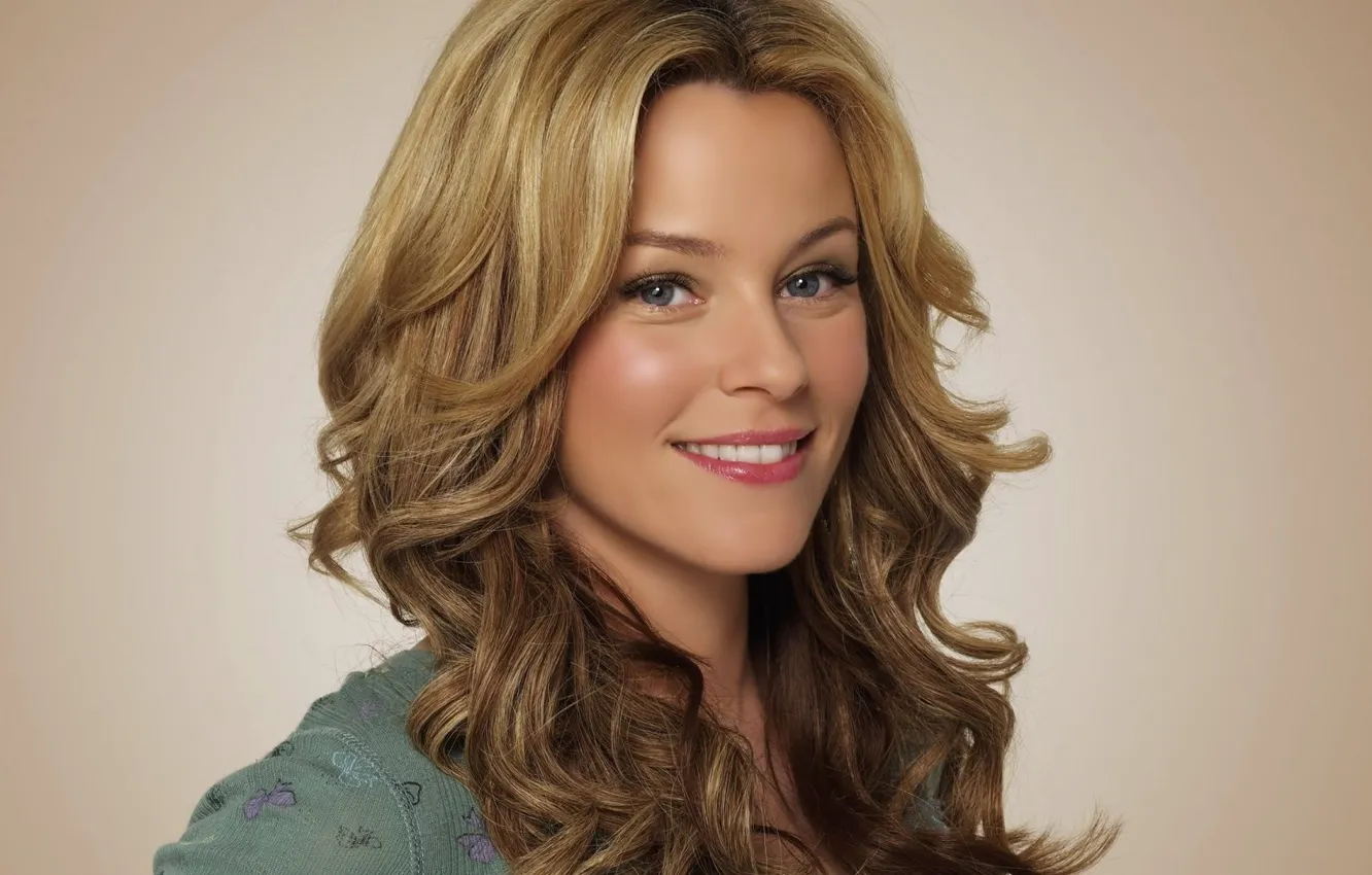 Photo wallpaper Banks, Elizabeth, rubia, sonriente, famosa