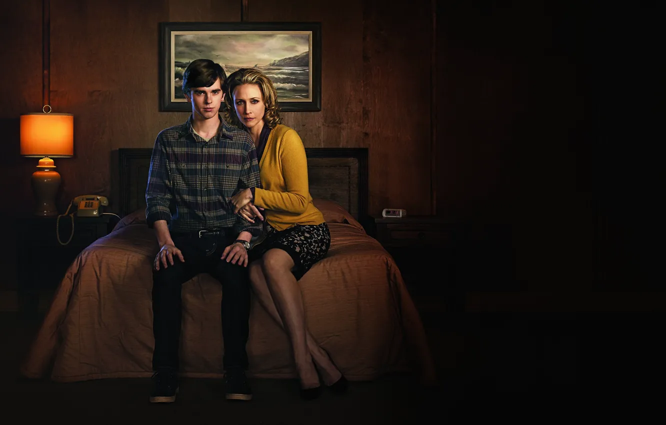 Photo wallpaper the series, Norma Louise Bates, Norman Bates, Freddie Highmore, Bates Motel, Vera Farmiga, Vera Farmiga, …