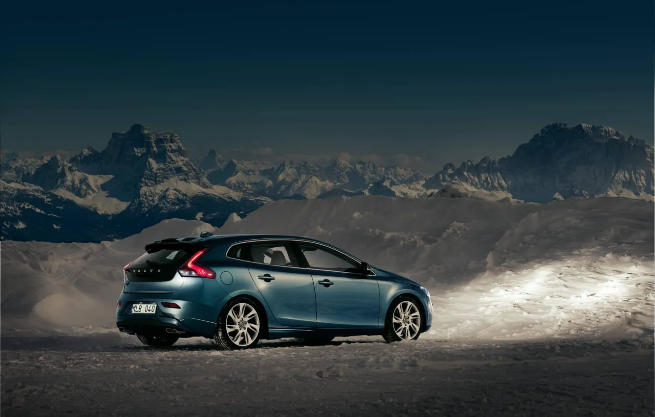 Photo wallpaper The sky, Mountains, Volvo, Snow, Twilight, Cars, V40