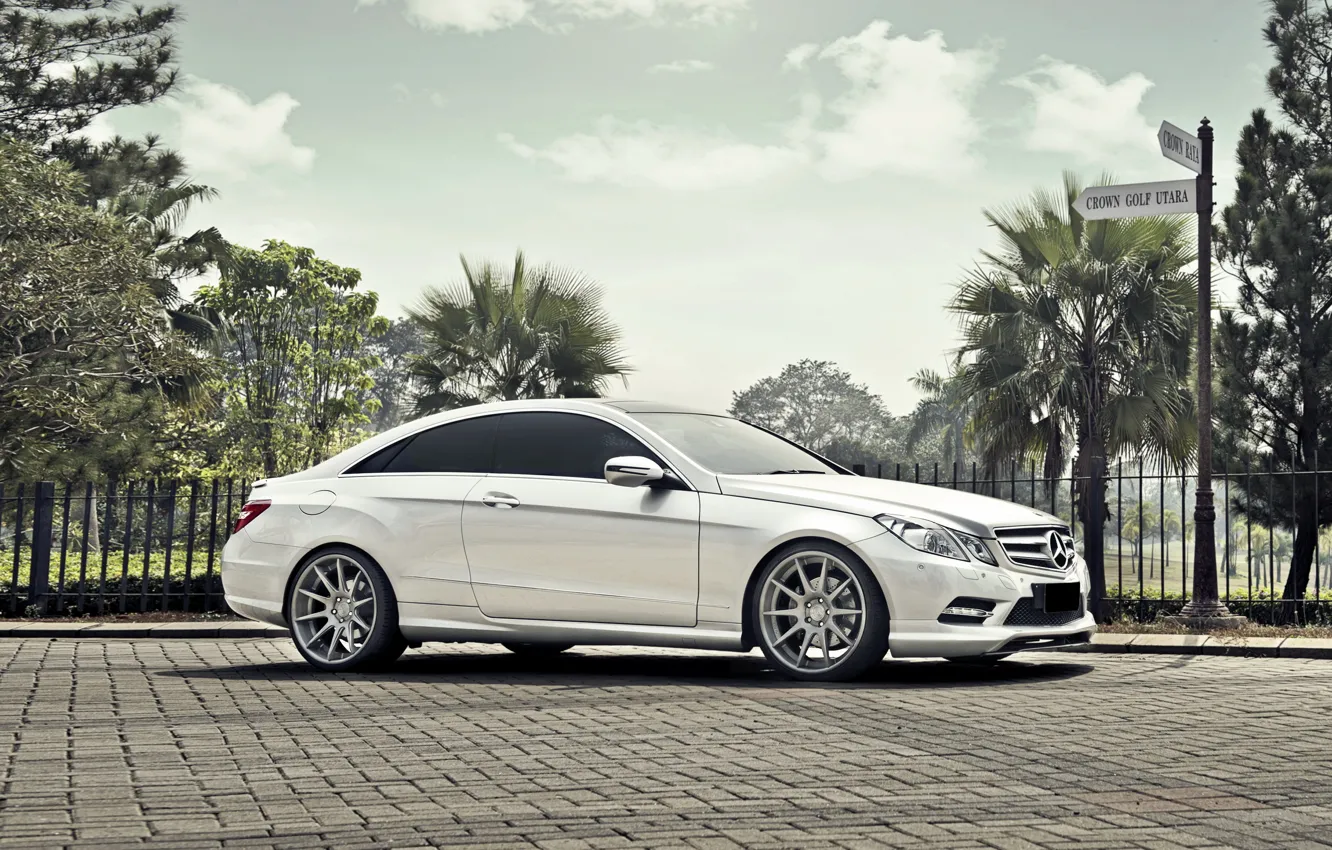 Photo wallpaper auto, coupe, Mercedes, Mercedes-Benz E-Class Coupe