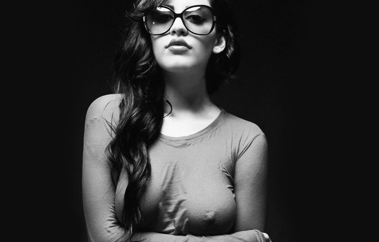 Photo wallpaper chest, look, glasses, lips