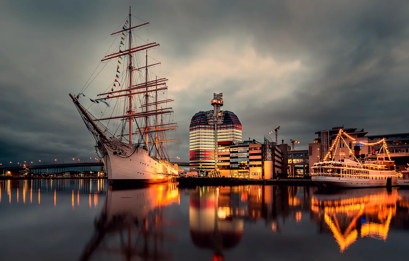 Photo wallpaper night, port, Viking, Gothenburg
