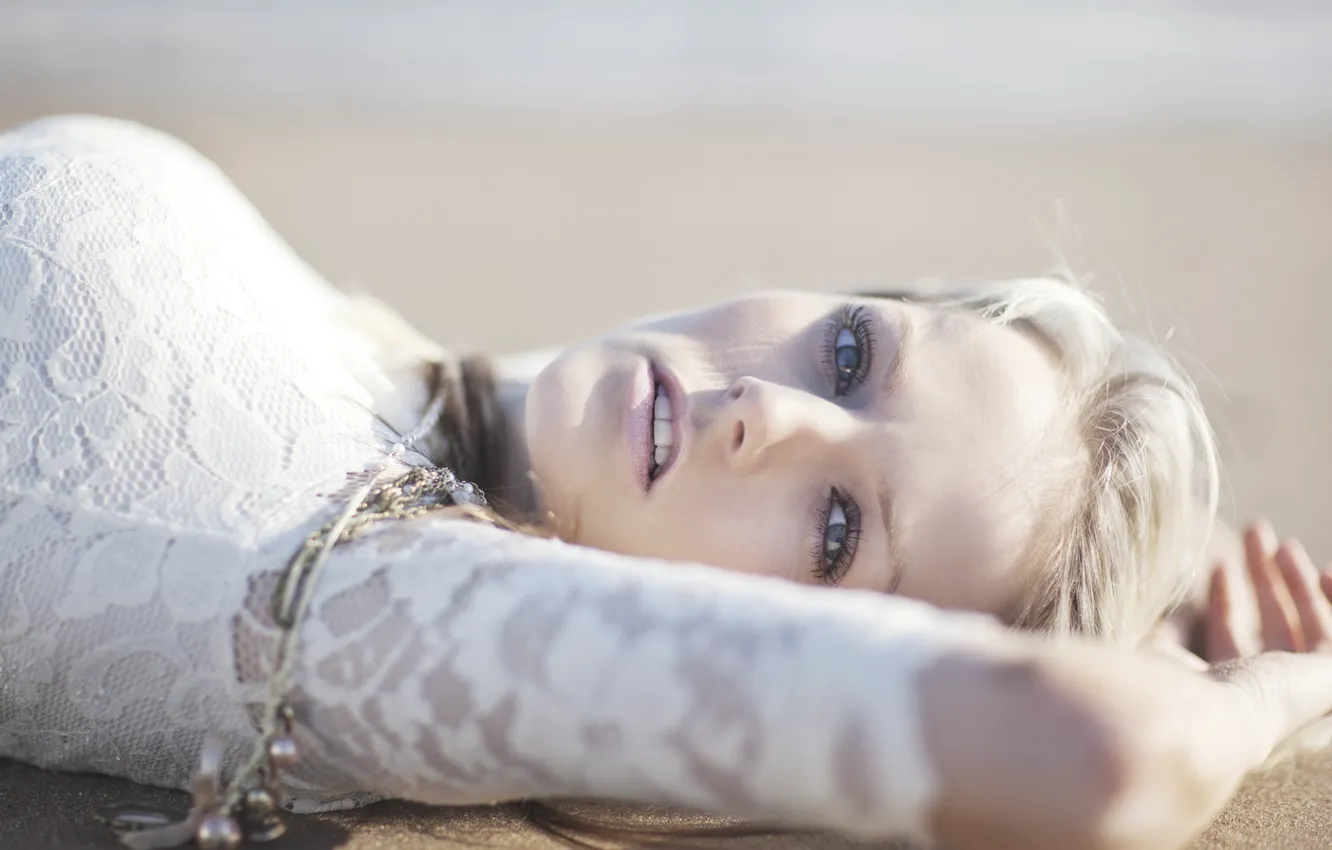 Photo wallpaper look, girl, pose, blonde, lies