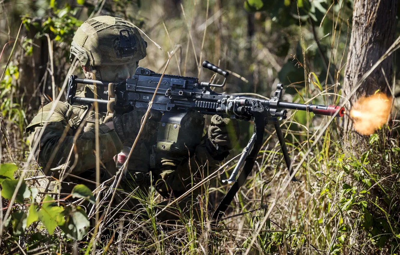 Photo wallpaper soldiers, shooting, machine gun
