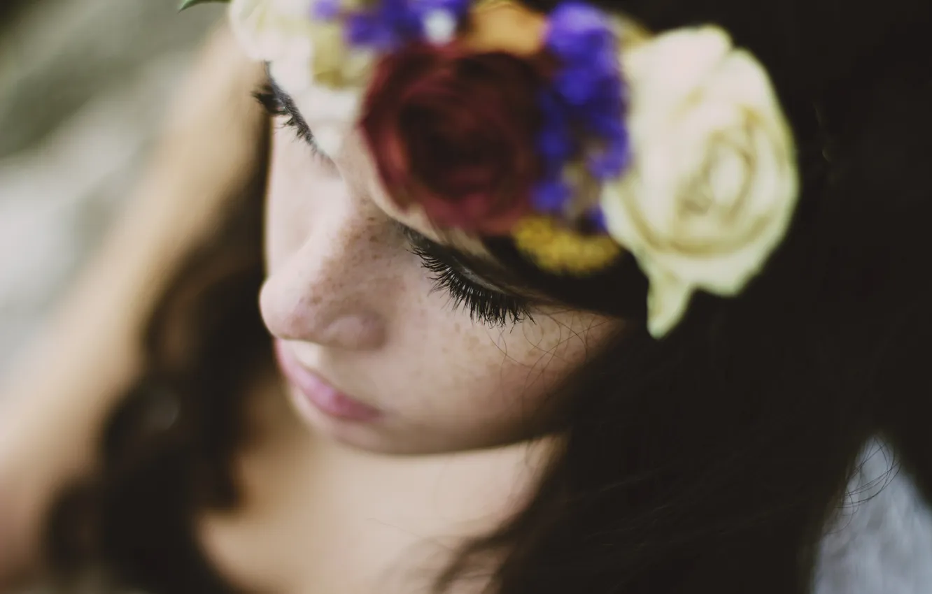 Photo wallpaper girl, flowers, eyelashes, brunette, freckles