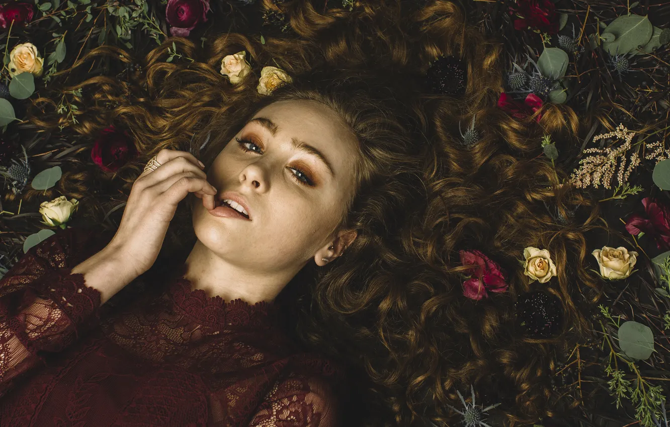 Photo wallpaper look, girl, flowers, hair, makeup, blouse, Chappell Roan