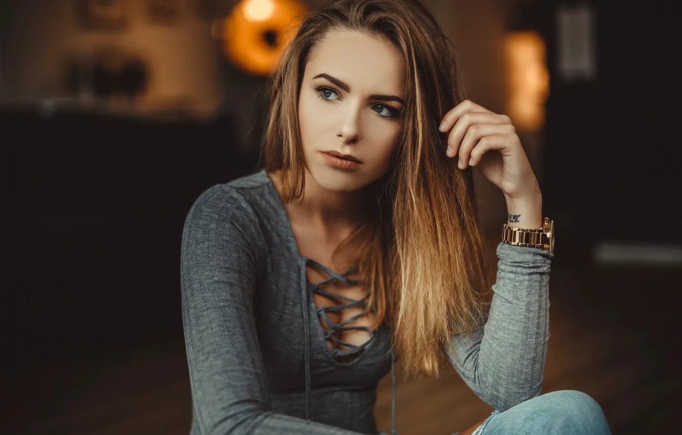 Photo wallpaper look, girl, watch, portrait, tattoo, brown hair, blue eyes, cleavage