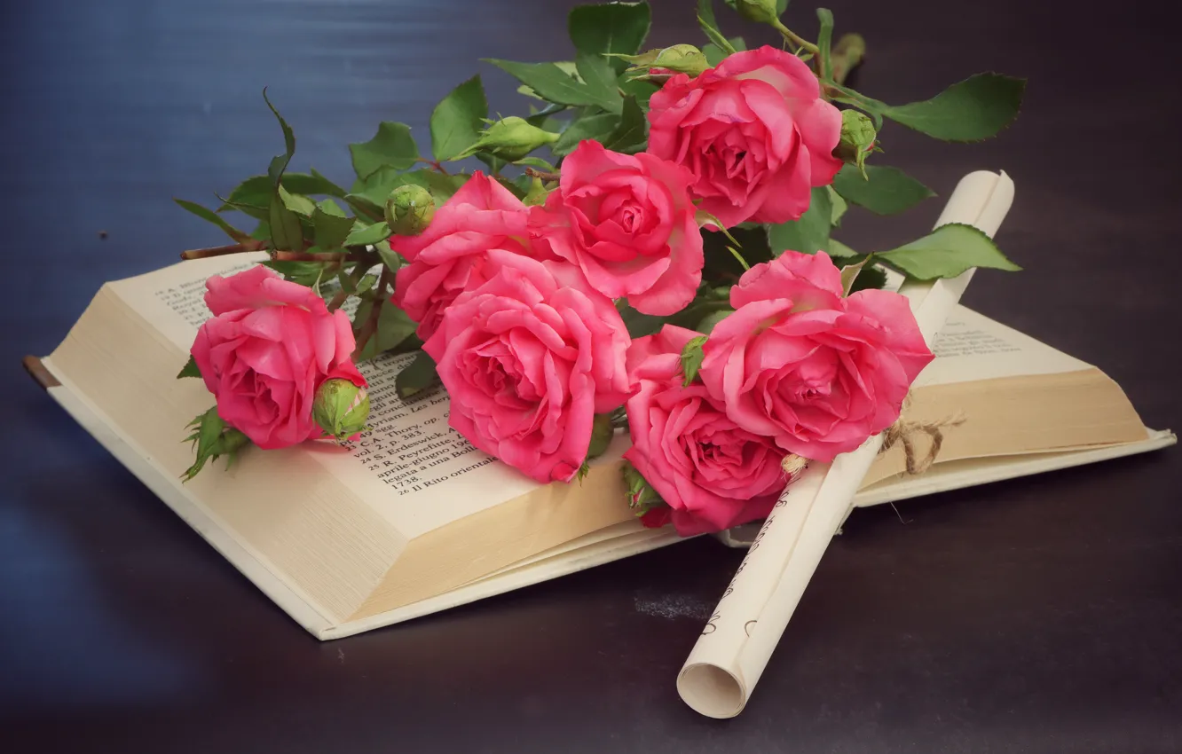 Photo wallpaper flowers, paper, table, roses, bouquet, book, pink, bundle