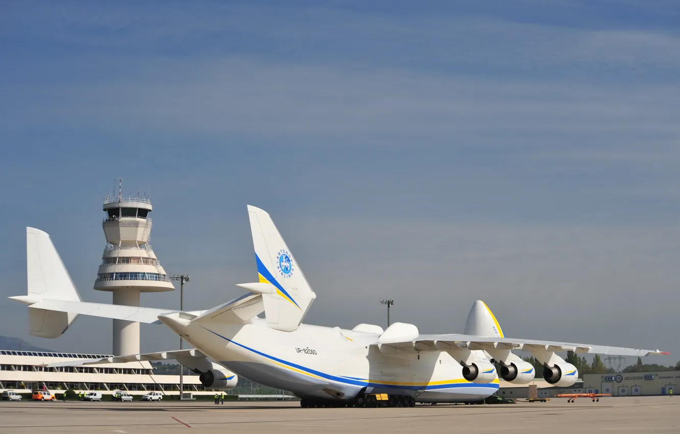 Photo wallpaper The an-225, Antonov design Bureau, at the airport, the product 402, Mriya, or Dream, NATO …