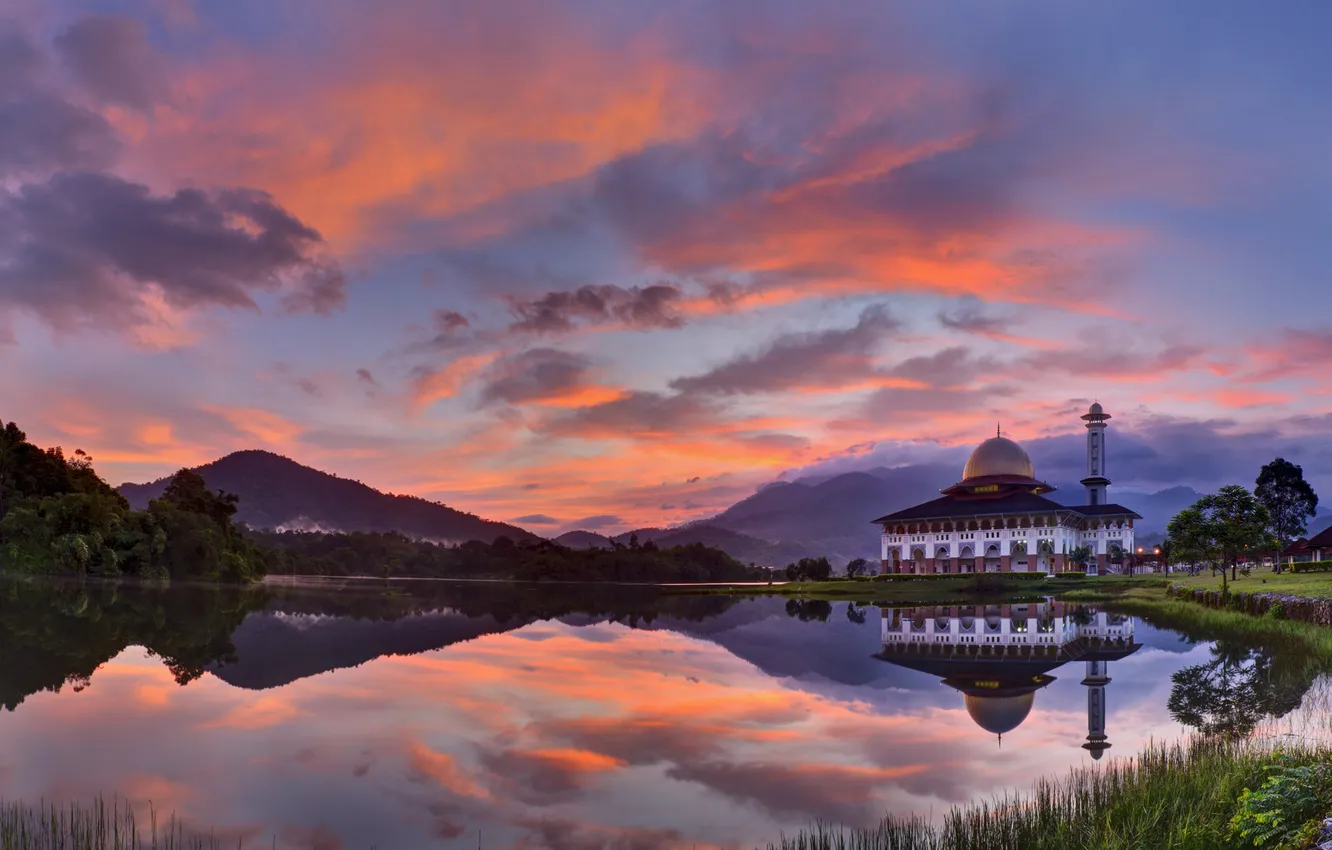 Photo wallpaper mountains, lake, mosque, twilight, Malaysia