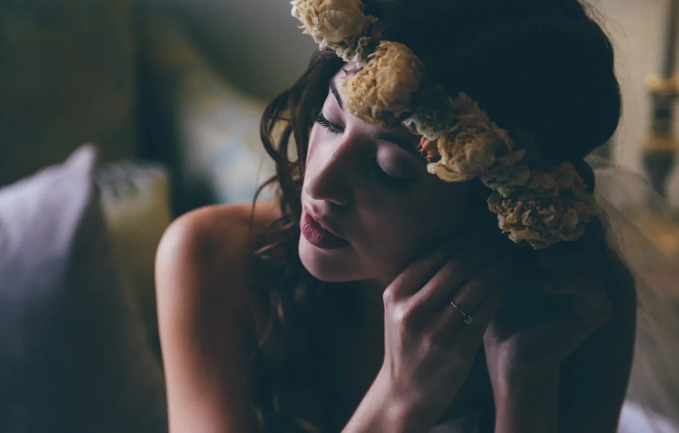 Photo wallpaper brunette, ring, the bride