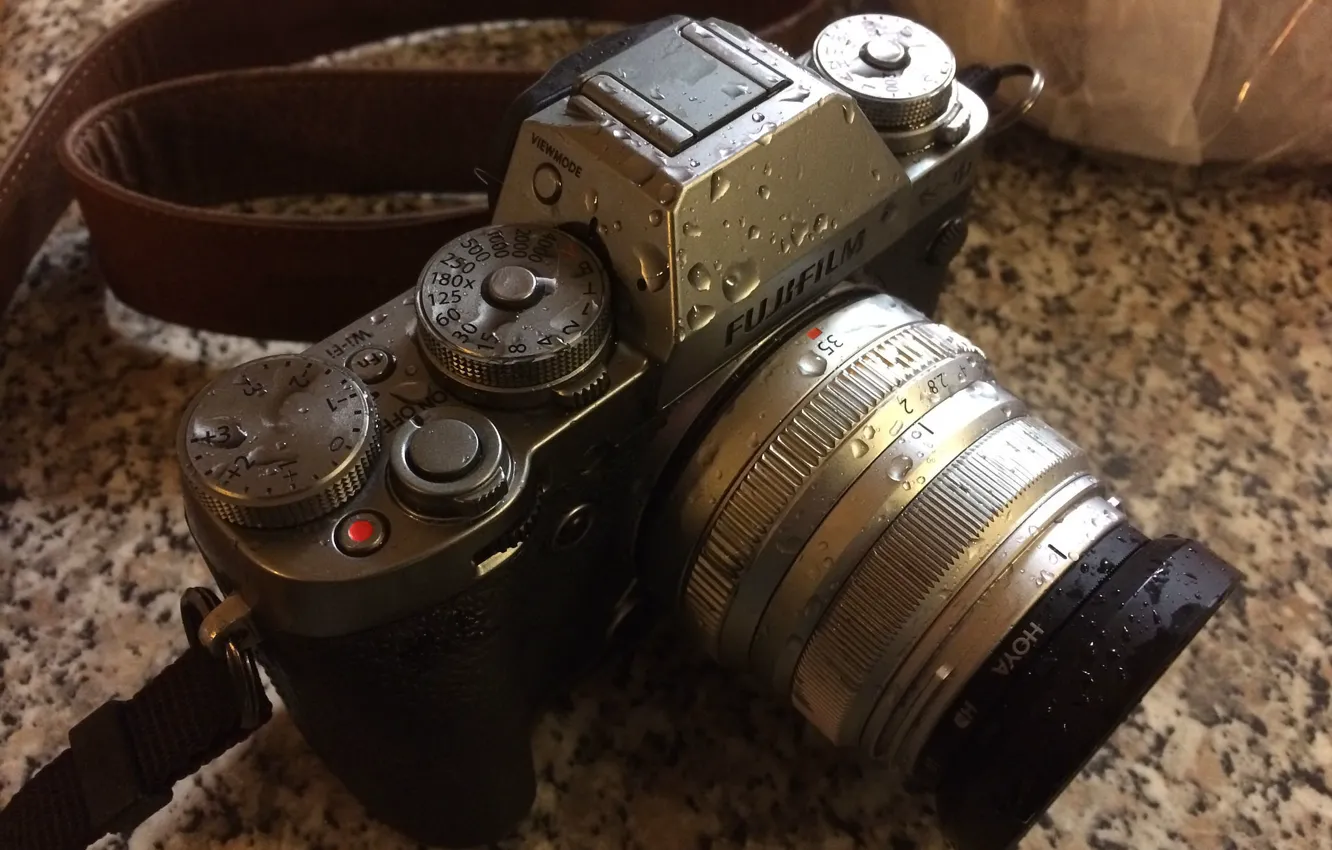 Photo wallpaper camera, drops, lens, Fujifilm, camera strap