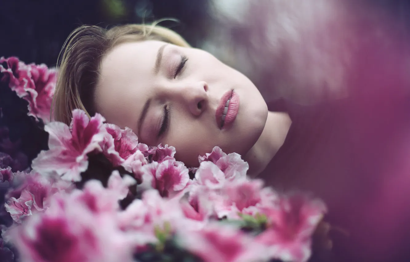 Photo wallpaper girl, flowers, portrait