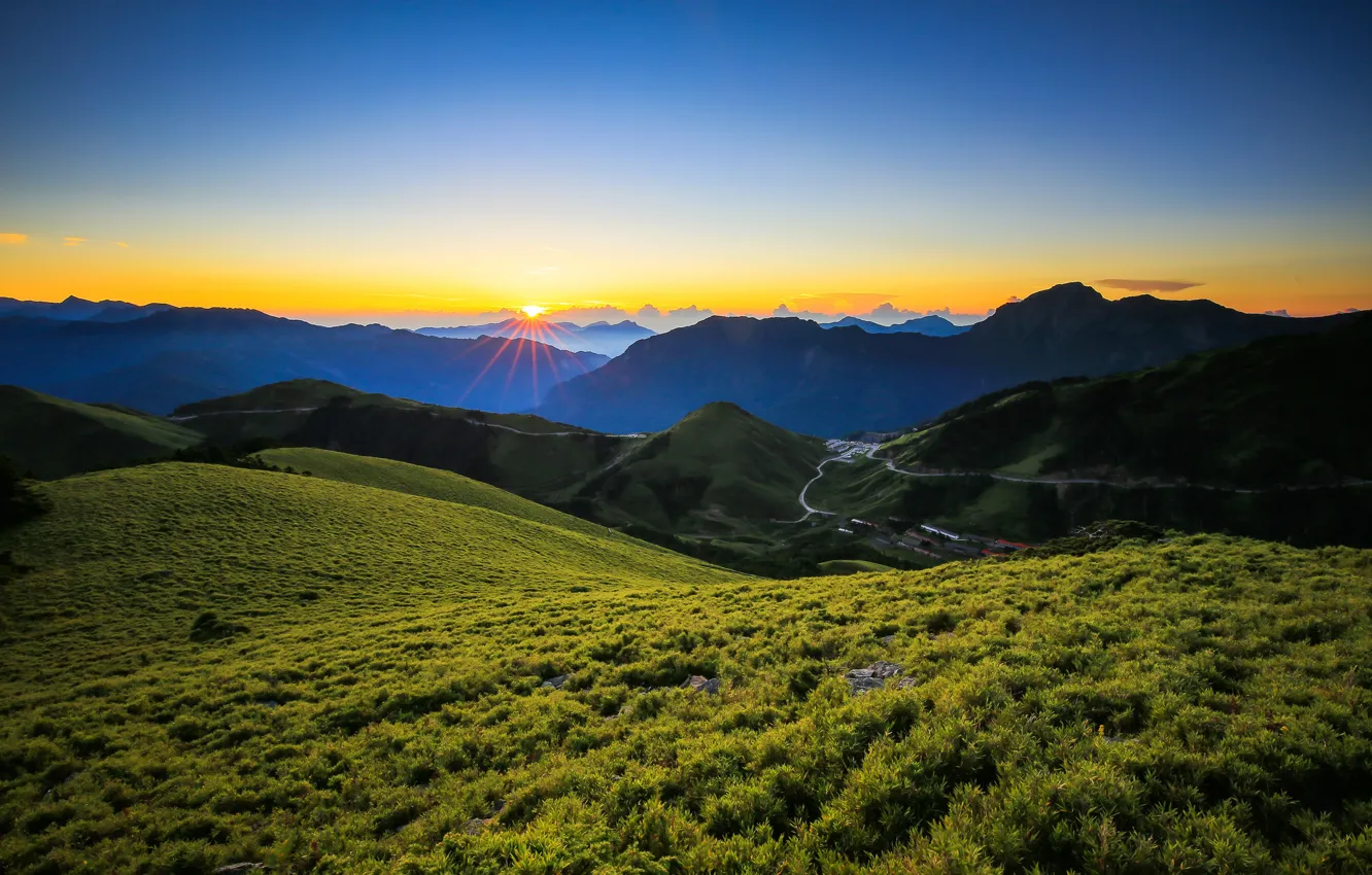 Photo wallpaper mountains, sunrise, dawn, Taiwan, Taiwan, Zhongyang Range, The Central mountain range, Central Mountain Range