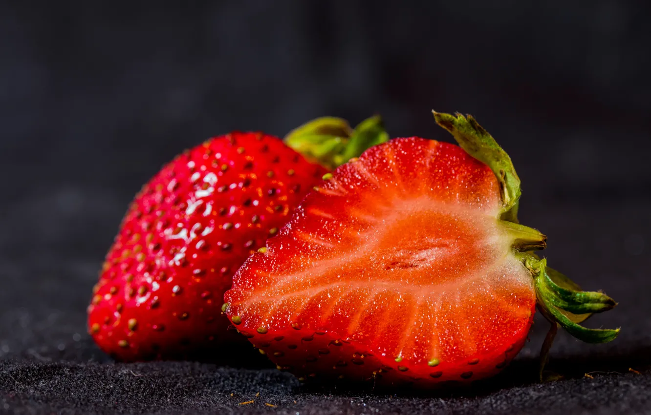 Photo wallpaper strawberry, ripe, juicy