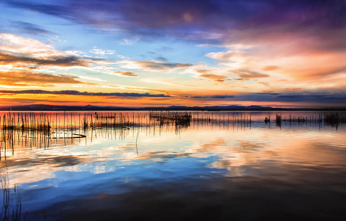 Photo wallpaper clouds, sunset, lake, reflection, post, mirror, fishnet