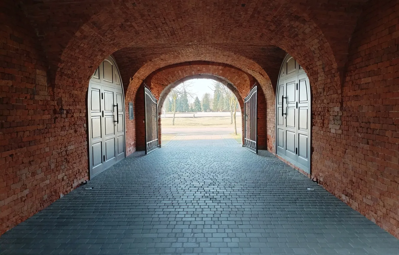 Photo wallpaper the city, corridor, monument, architecture, Belarus, The Brest fortress, Brest