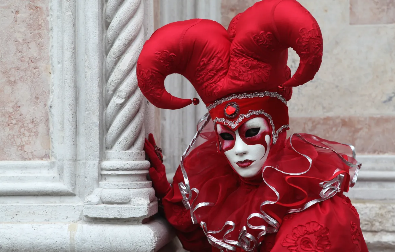 Photo wallpaper red, mask, Venice, carnival