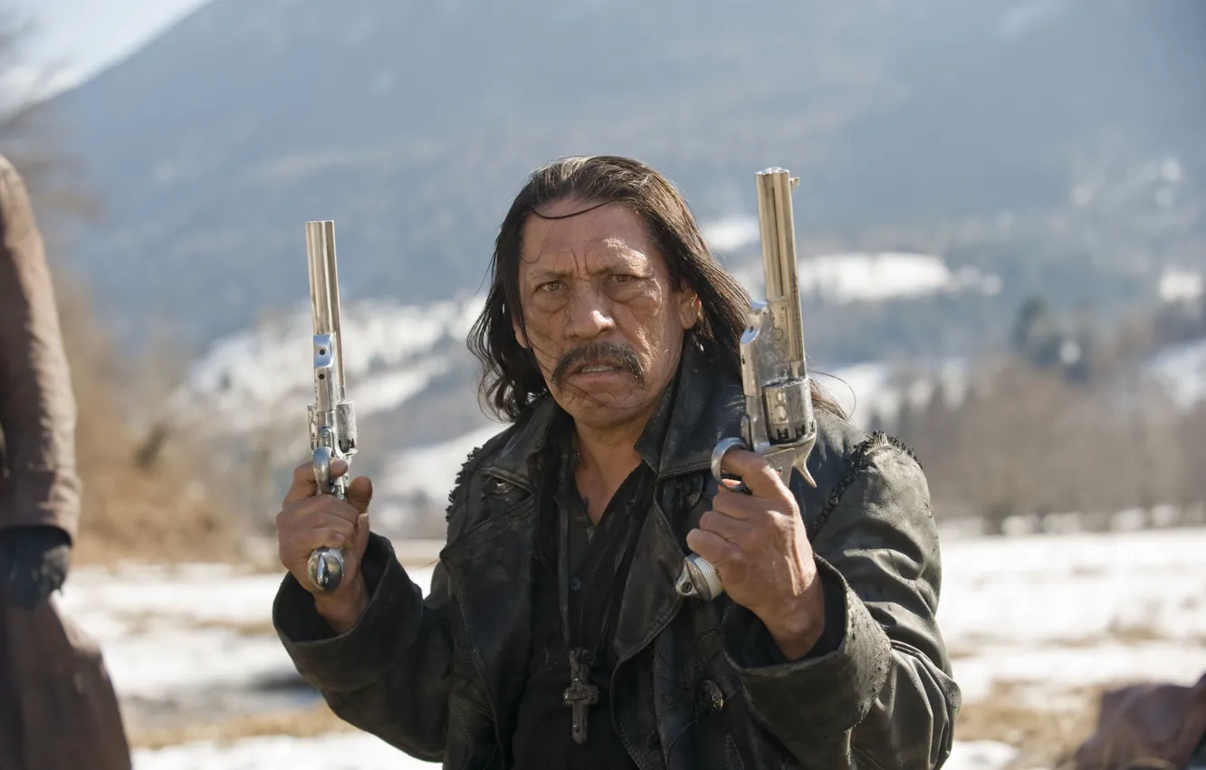 Photo wallpaper revolver, Danny Trejo, Danny Trejo, Western, Dead in Tombstone, Guerrero, Dead of Tombstone