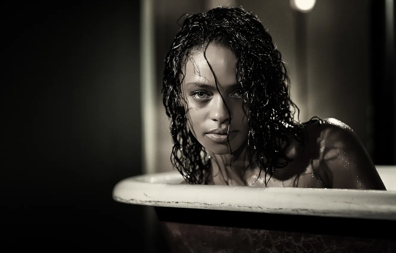 Photo wallpaper girl, bath, actress, KANDYSE McCLURE