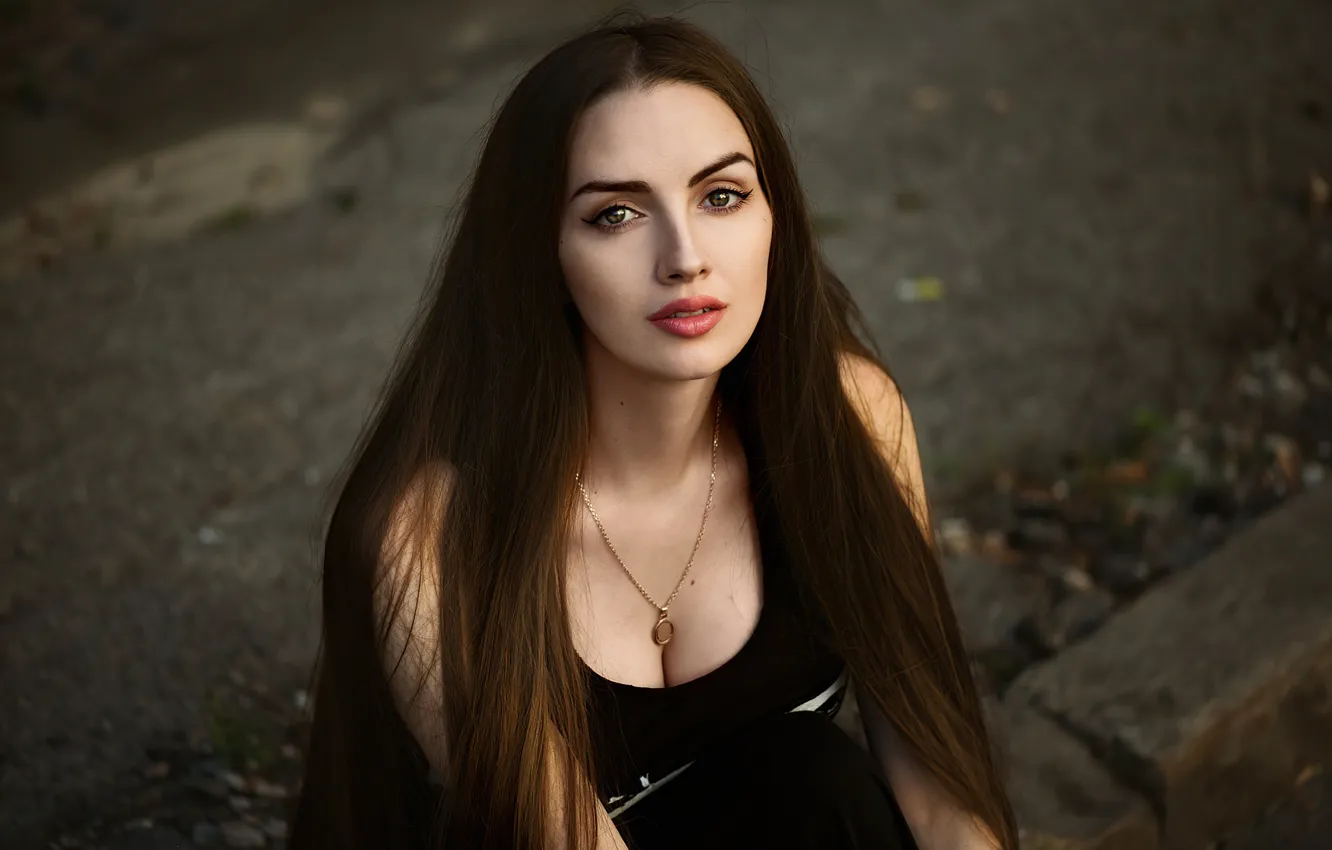 Photo wallpaper girl, face, model, portrait, brunette, long hair