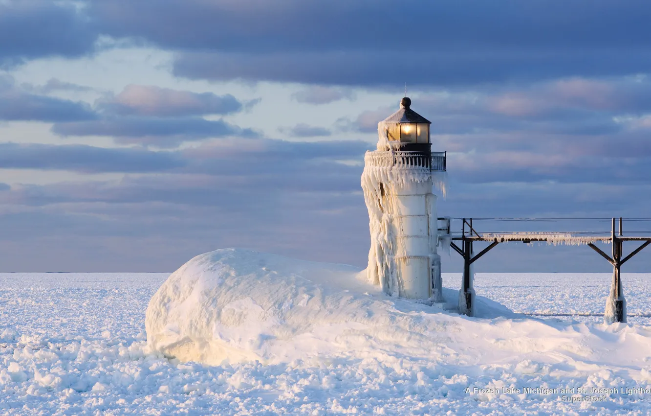 Photo wallpaper Frozen, landscape, winter, snow, lighthouse, Michigan