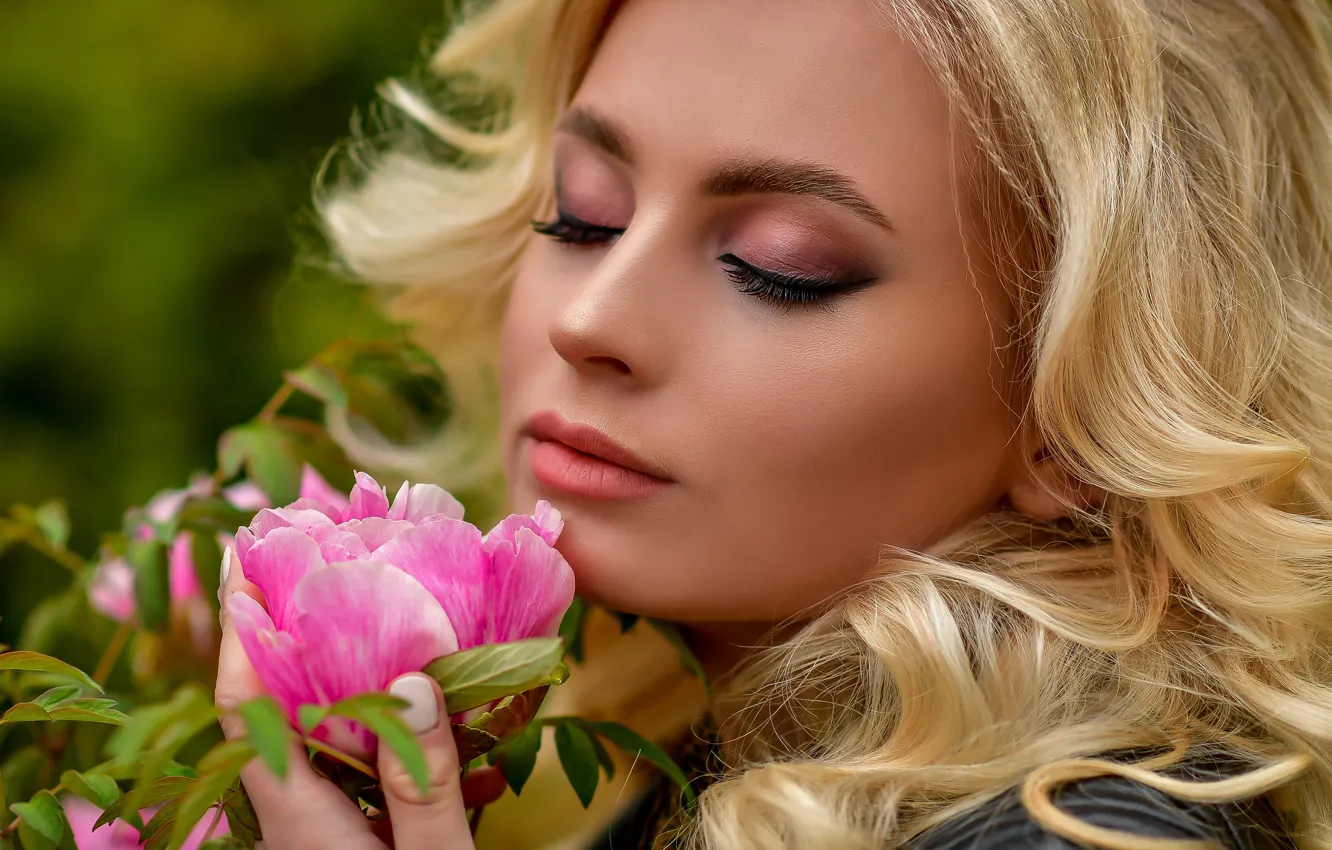 Photo wallpaper girl, flowers, blonde, curls, Anastasia Donskaya, Anastasia Mazai