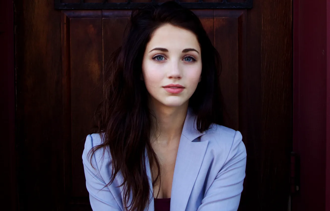 Photo wallpaper eyes, girl, brunette, Emily Rudd