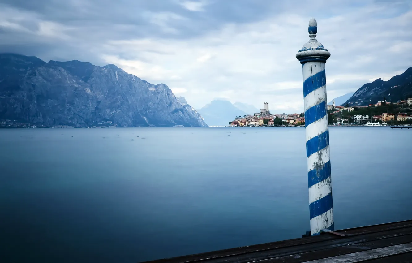 Photo wallpaper white and blue, Veneto, Malcesine