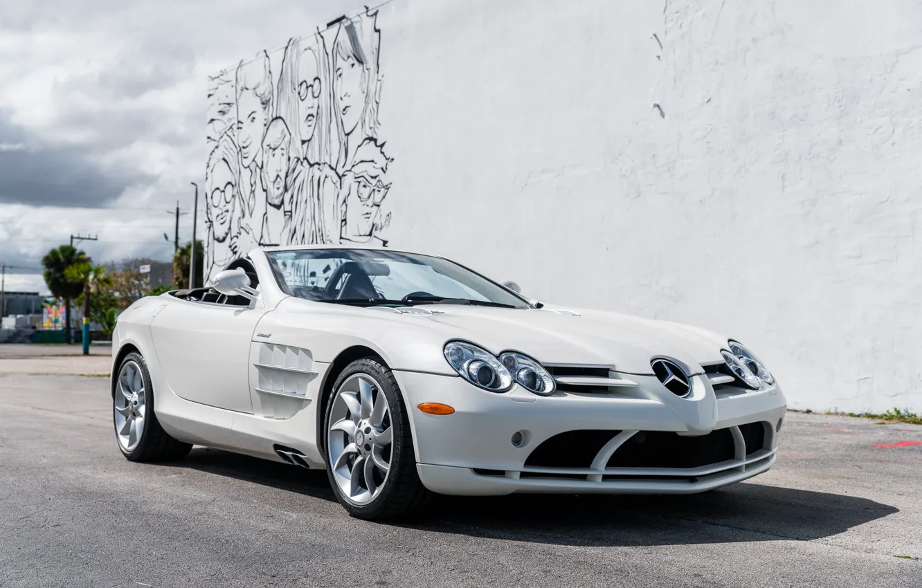 Photo wallpaper Roadster, White, Graffiti, 2009, Mercedes-Benz SLR McLaren