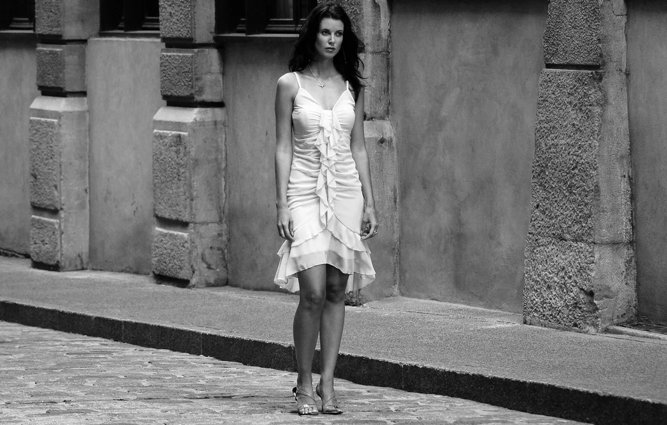 Photo wallpaper street, black and white, dress