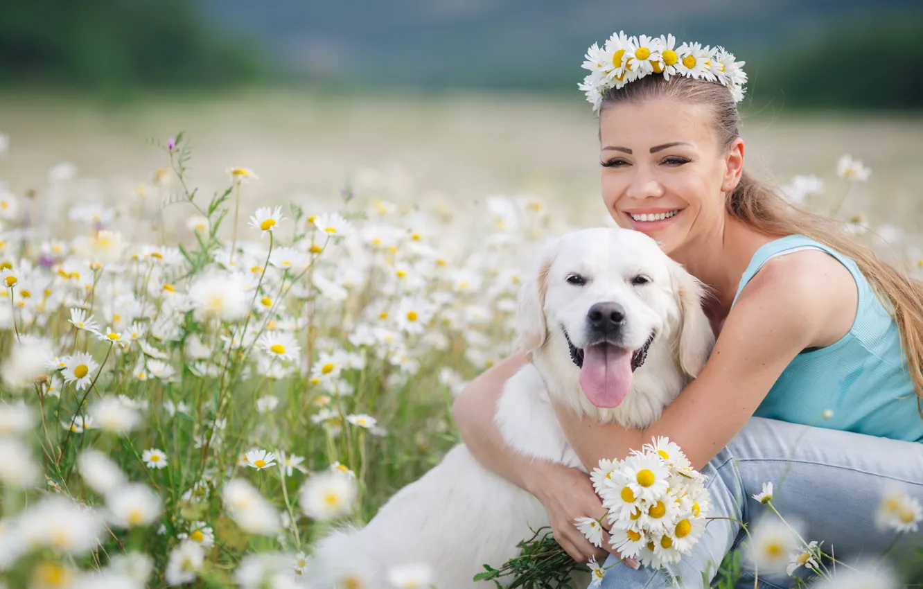 Photo wallpaper girl, flowers, smile, mood, chamomile, dog, meadow, friends