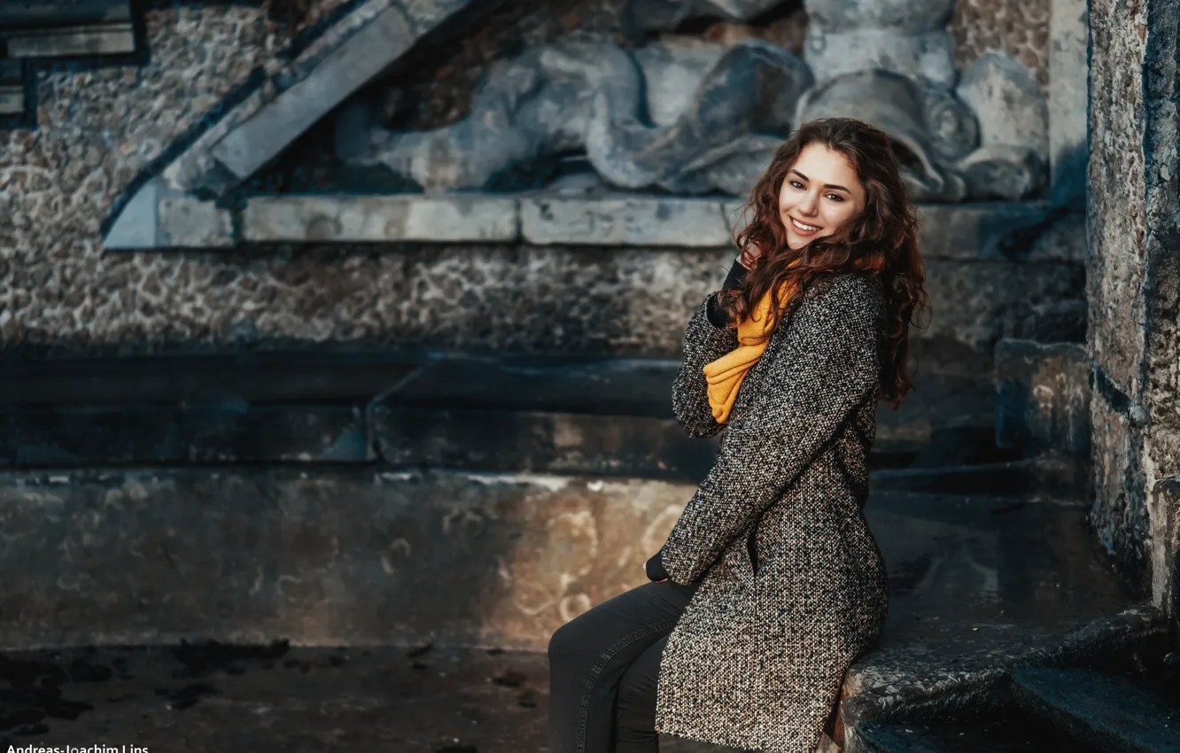 Photo wallpaper look, girl, pose, smile, portrait, jeans, scarf, brown hair