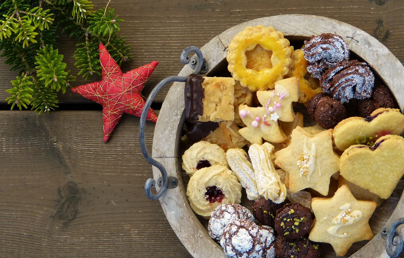 Photo wallpaper holiday, star, new year, spruce, cookies, treats