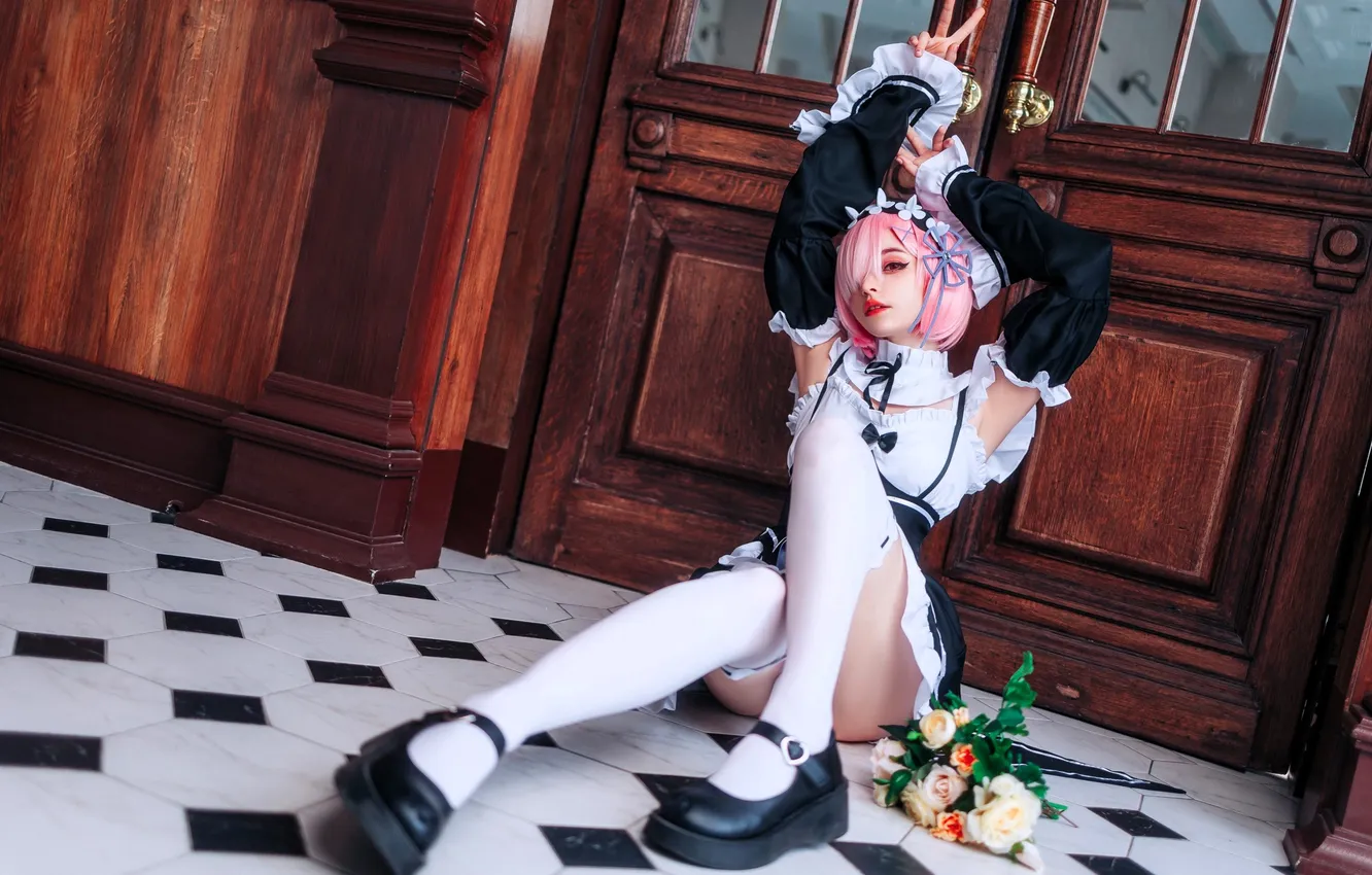 Photo wallpaper flowers, bouquet, stockings, door, dress, costume, outfit, floor