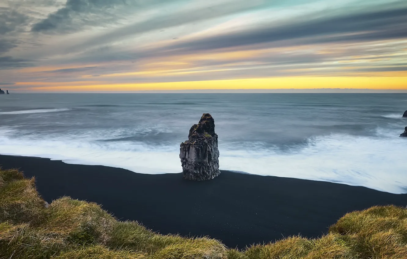Photo wallpaper sea, rock, shore, Vik Islande