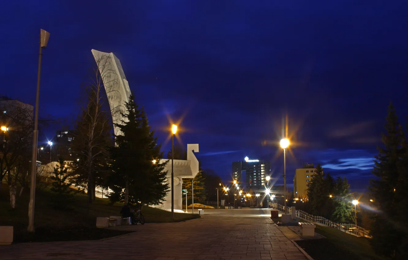 Photo wallpaper the sky, clouds, building, home, the evening, lights, sculpture, Russia