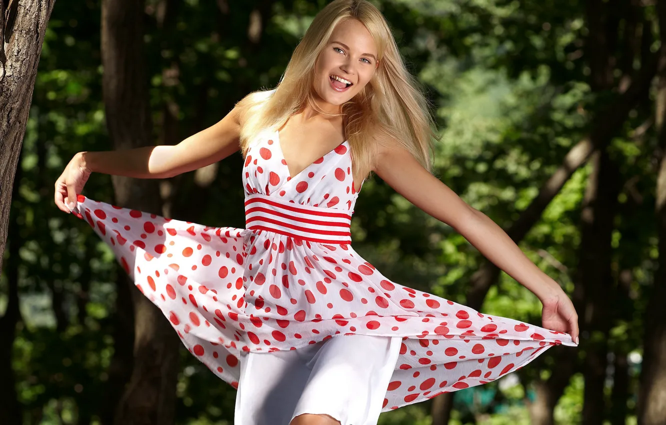 Photo wallpaper smile, dress, blonde, cutie, Talia