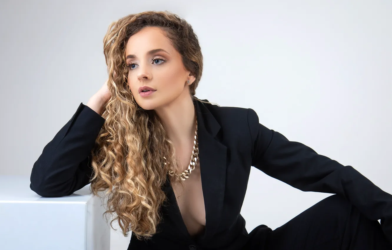 Photo wallpaper girl, face, pose, model