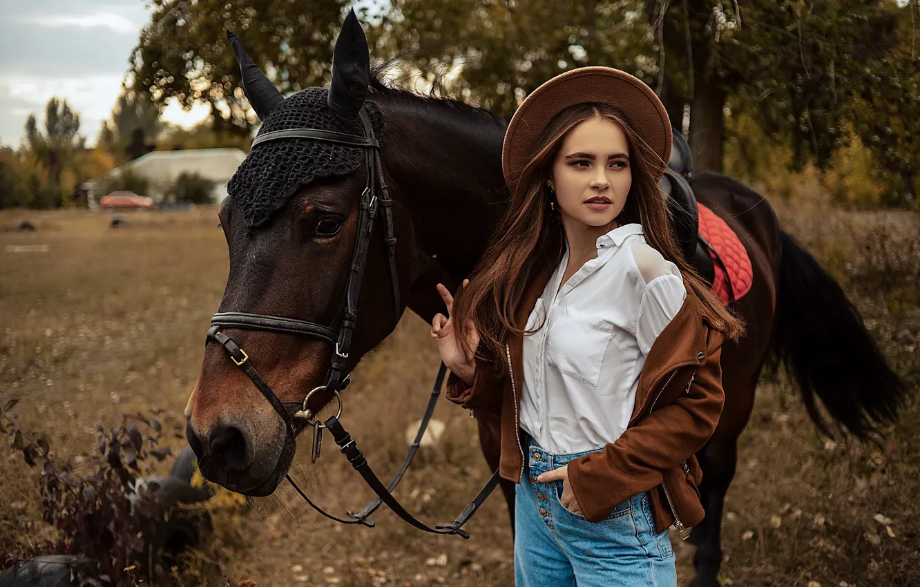 Photo wallpaper girl, pose, horse, horse, jacket, hat, Alina Bozhko, Kristina Stepanova