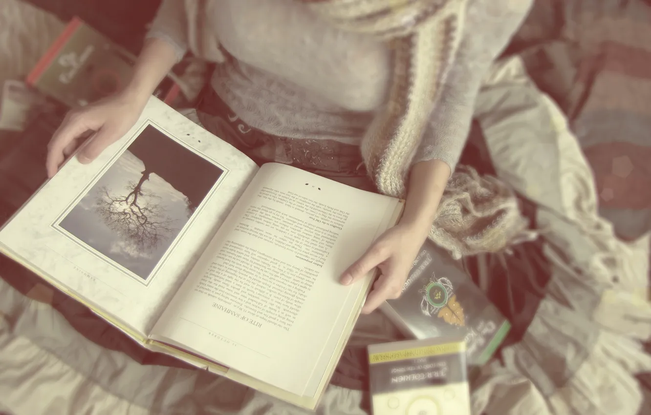Photo wallpaper girl, mood, books, reading, soft lovers and hard covers