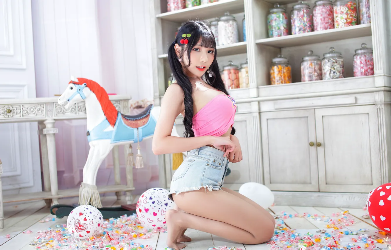 Photo wallpaper look, brunette, Asian