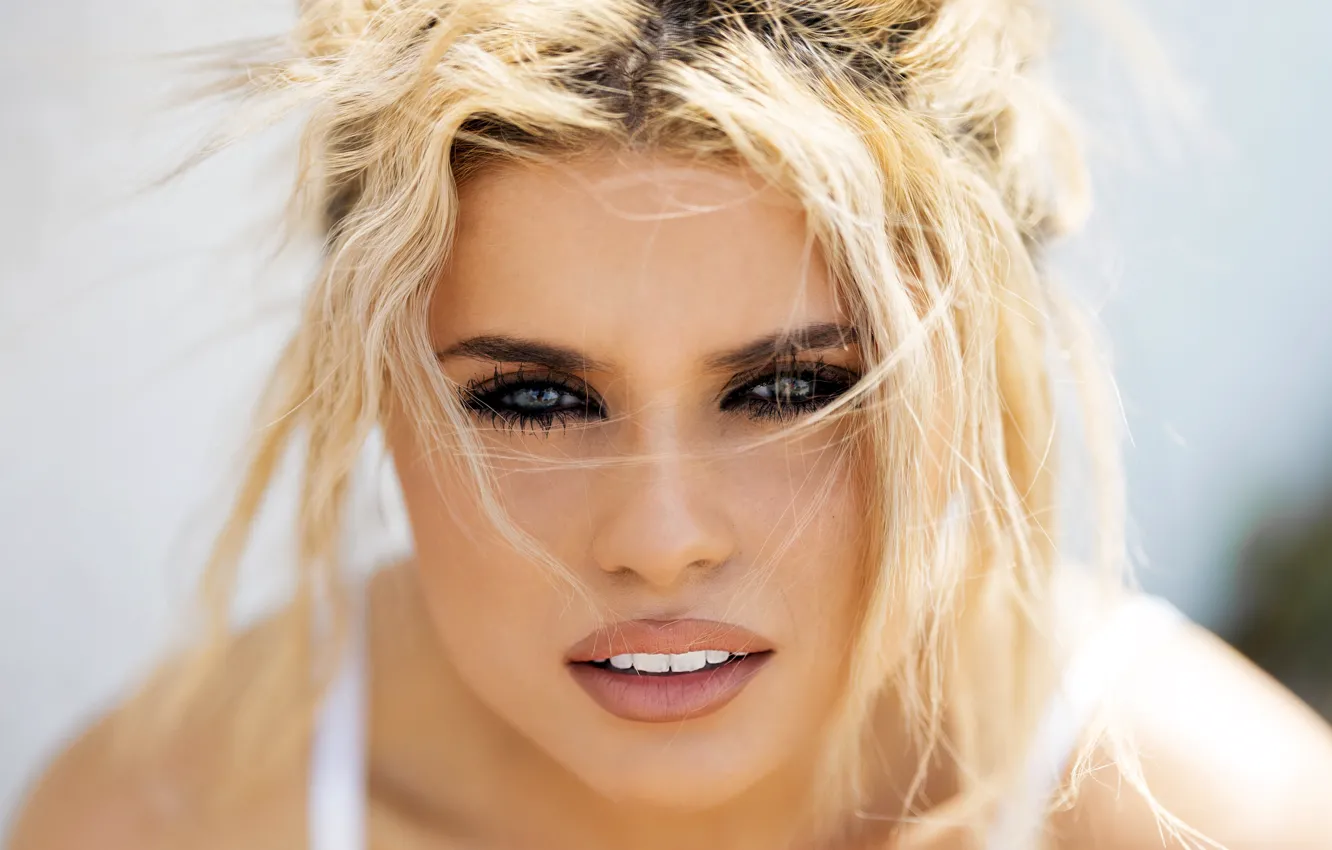 Photo wallpaper portrait, look, blonde, face, closeup, hairstyle, Christopher Rankin, bokeh