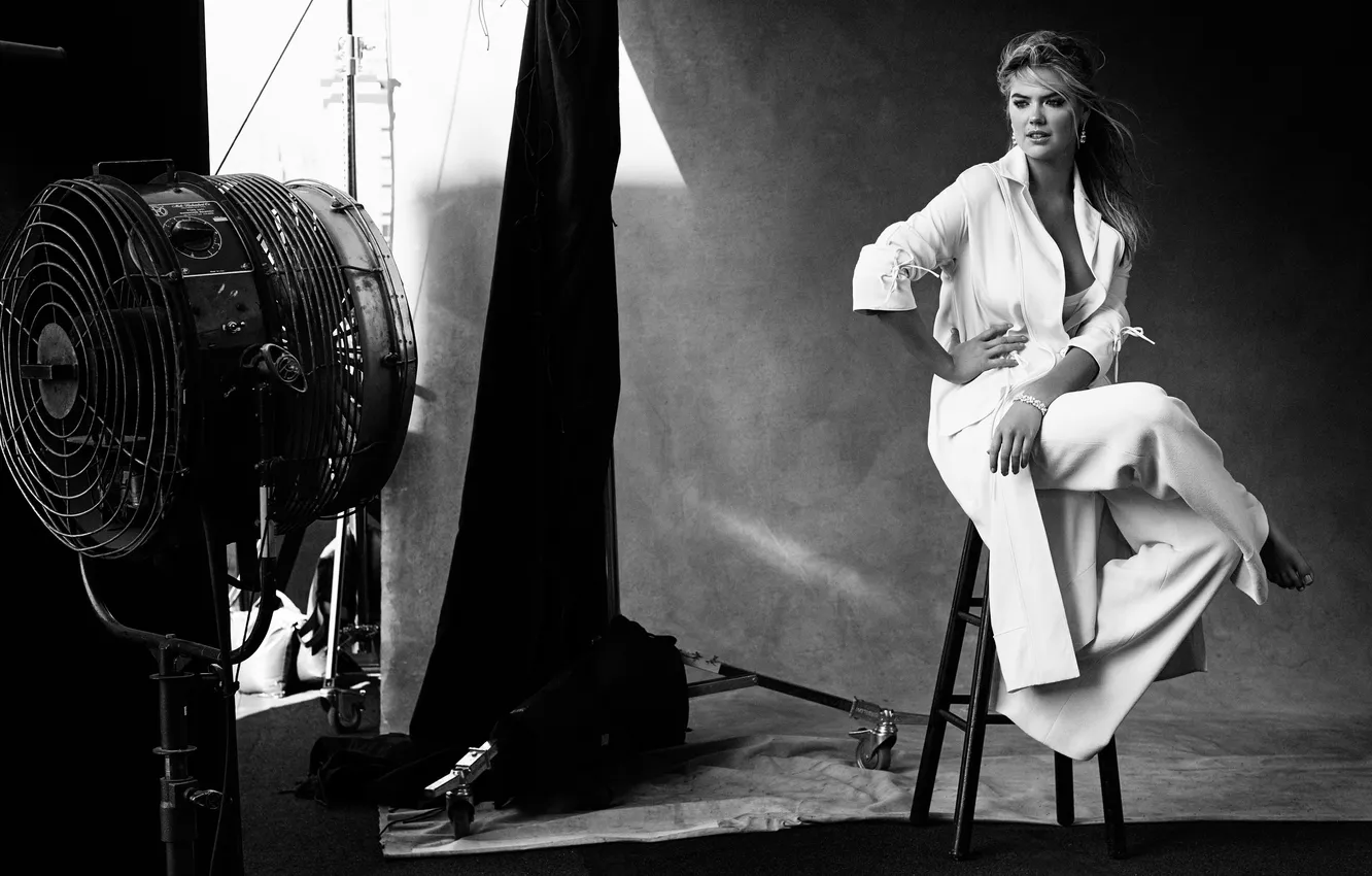 Photo wallpaper photo, model, actress, photographer, black and white, journal, in white, photoshoot