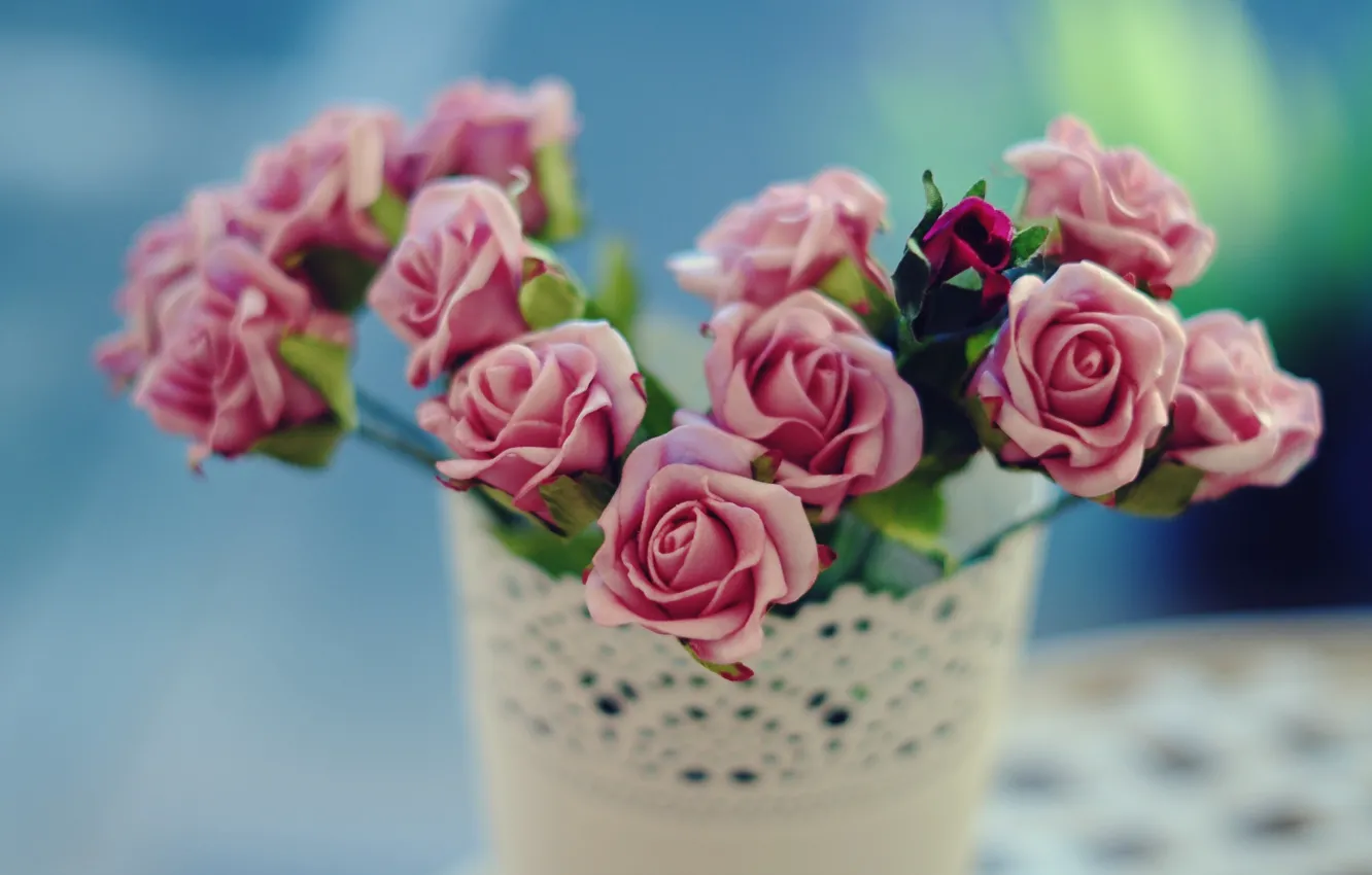 Photo wallpaper flowers, background, widescreen, Wallpaper, roses, blur, vase, wallpaper