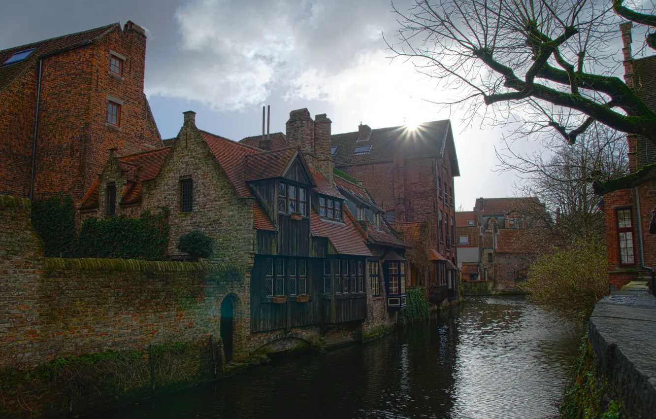 Photo wallpaper rays, home, channel, Belgium, Bruges